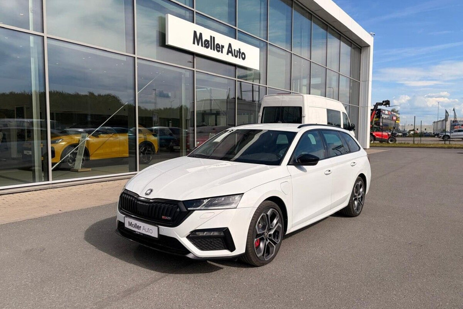 Škoda Octavia, 2023, 1.4, 110 kW, pistikhübriid (bensiin/elekter), automaat, esivedu