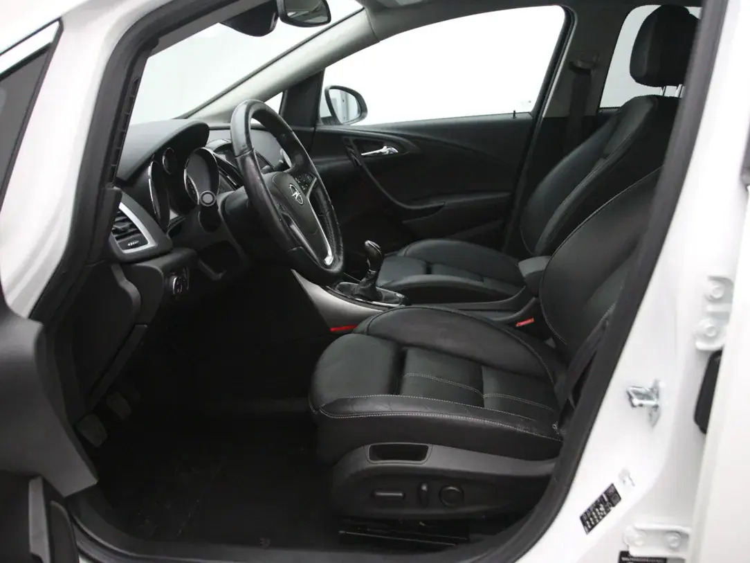 Opel Astra Sport + 1.4 103kW 2015, kuva 4/31