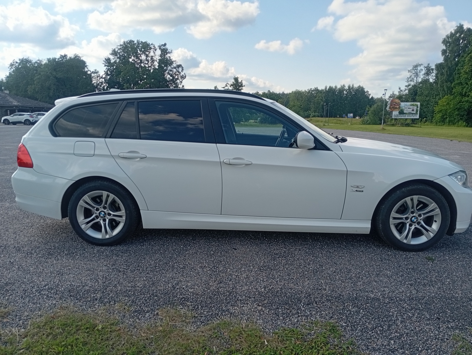BMW 320 2012, photo 5/12