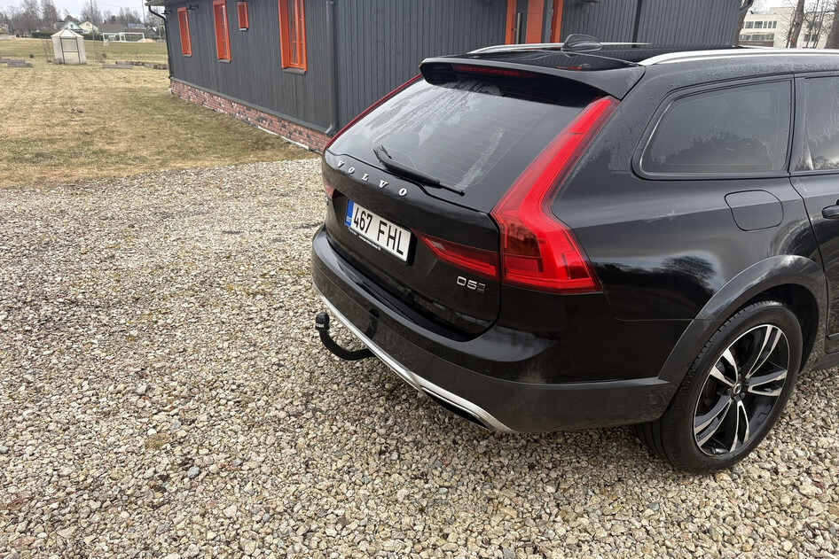 Volvo V90 Cross Country, 2017, 2.0, 173 kW, diesel, automatic, four-wheel drive