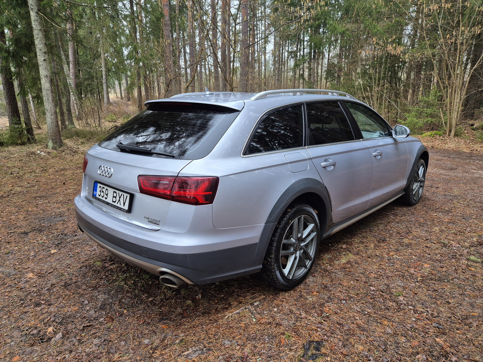 Audi A6 allroad 2015, photo 6/7