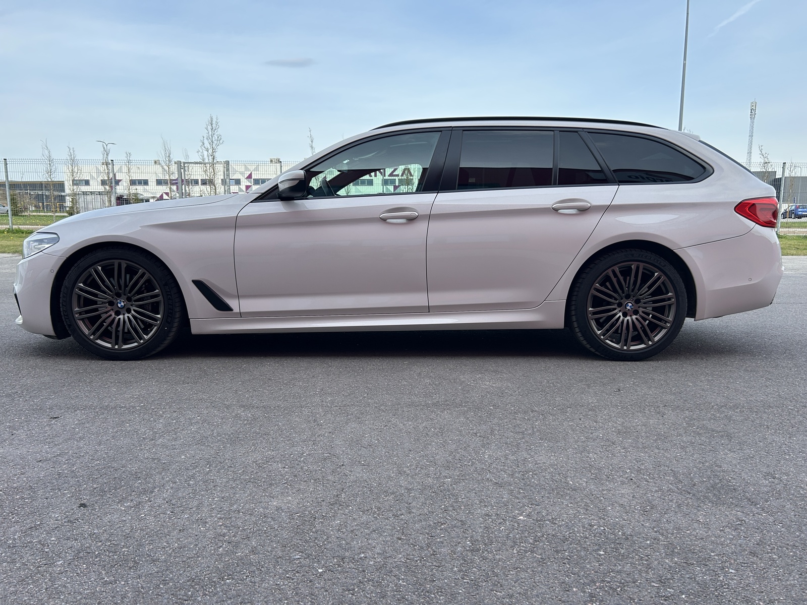 BMW 530 2017, kuva 3/10