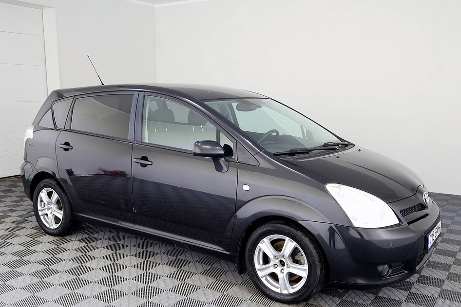 Toyota Corolla Verso, 2007, 2.2, 100 kW, diesel, manual, front-wheel drive