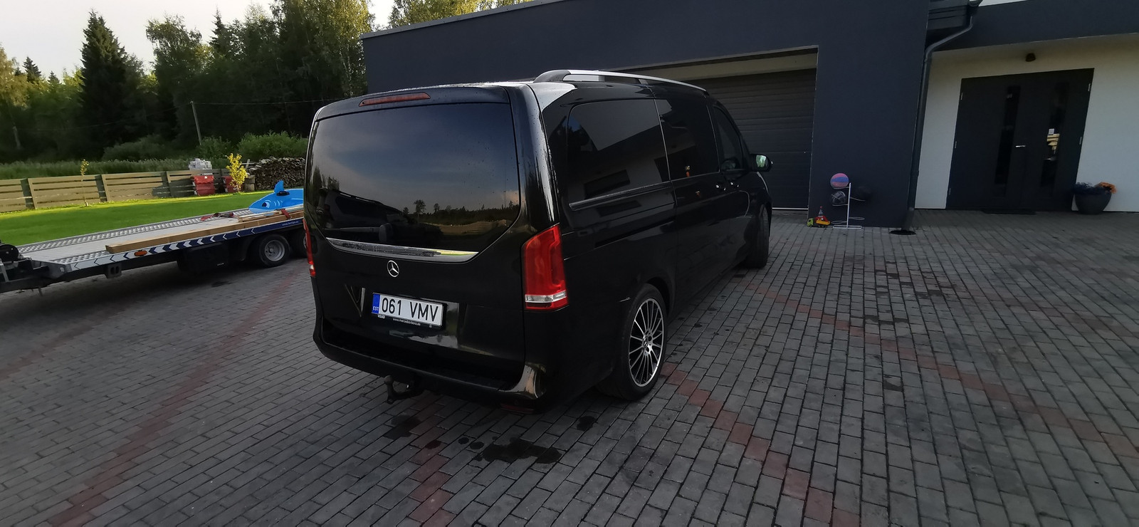 Mercedes-Benz V-KLASSE 2020, photo 2/9