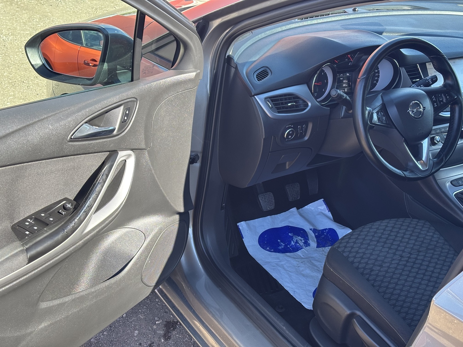 Opel Astra 2017, photo 7/14
