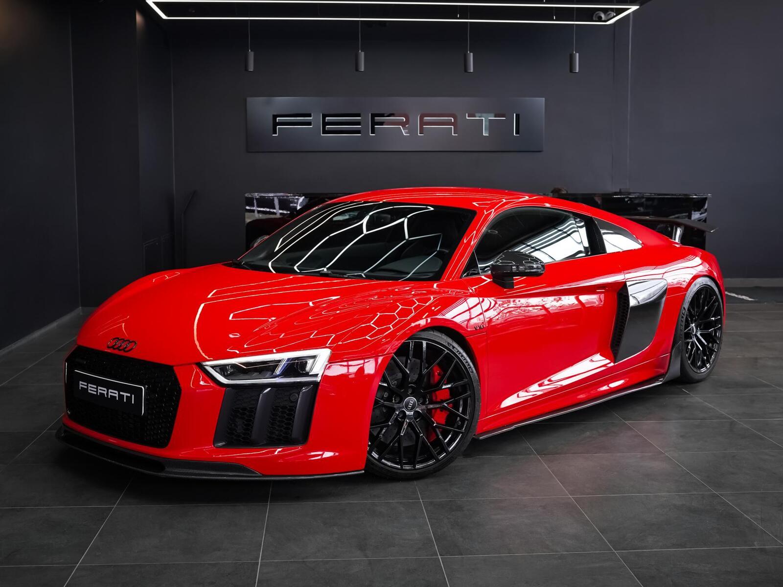 Audi R8 Coupe Quattro Plus 5.2 V10 FSI 449kW