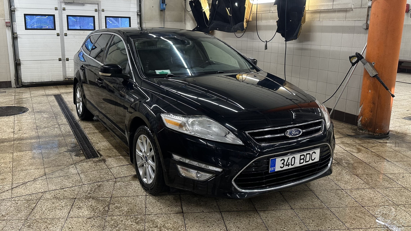 Ford Mondeo 2010, photo 2/7