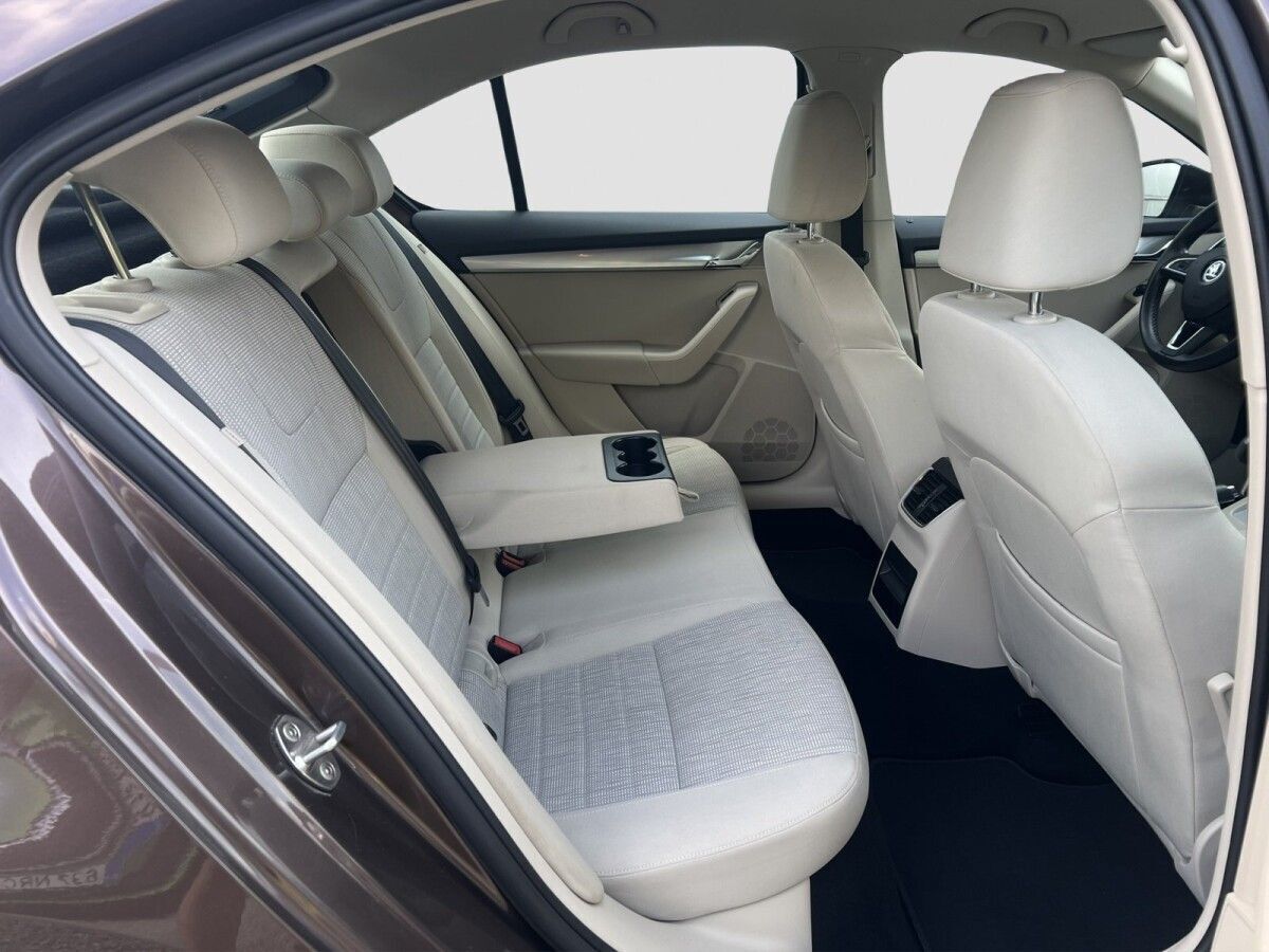 Škoda Octavia 2015, photo 7/19