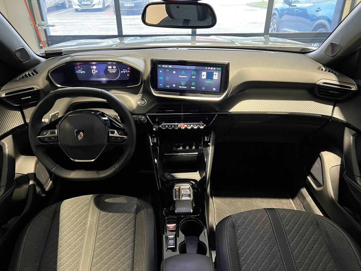 Peugeot 2008 2024, photo 7/10