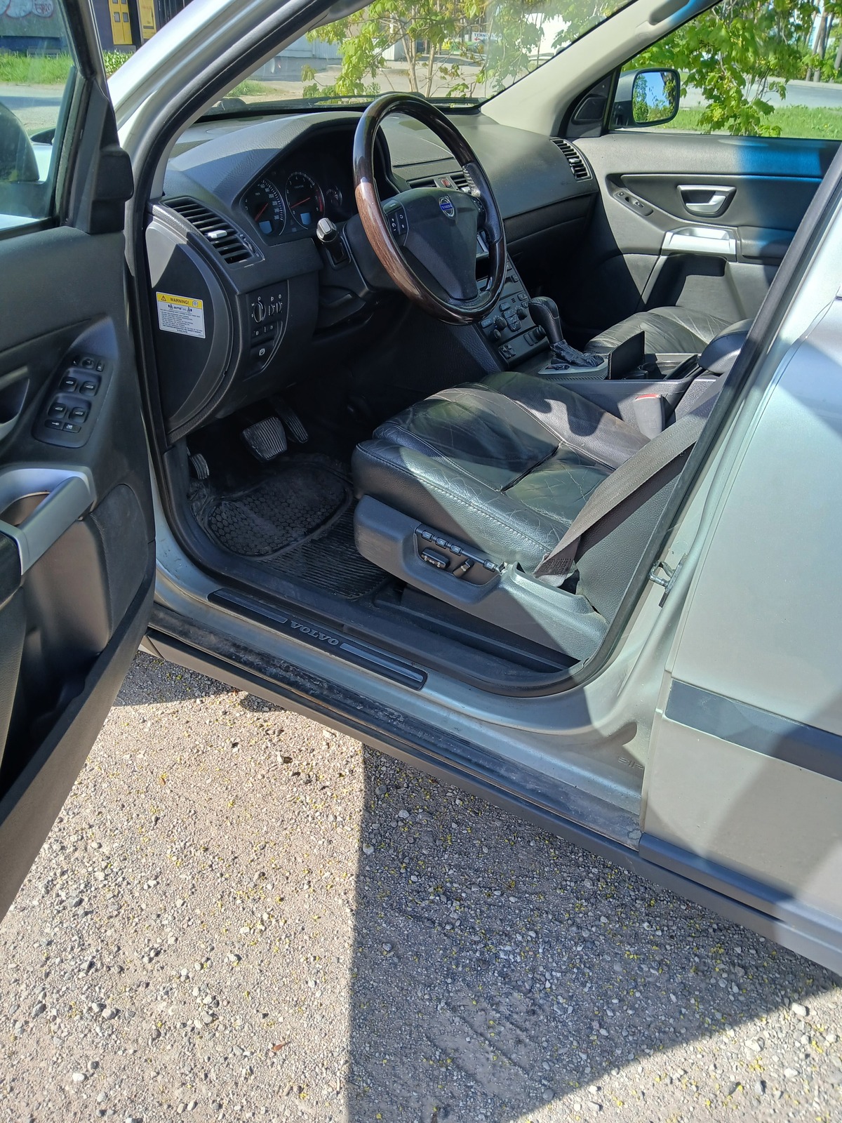 Volvo XC90 2003, photo 3/9