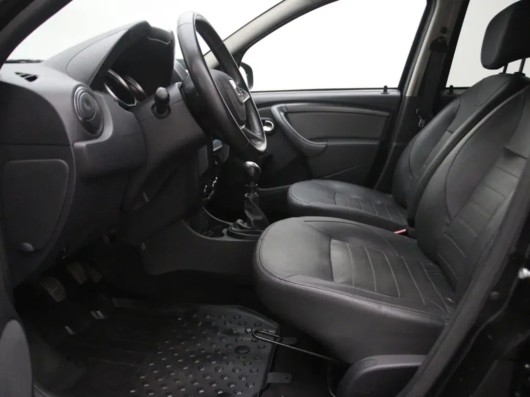 Dacia Duster 2017, photo 4/29