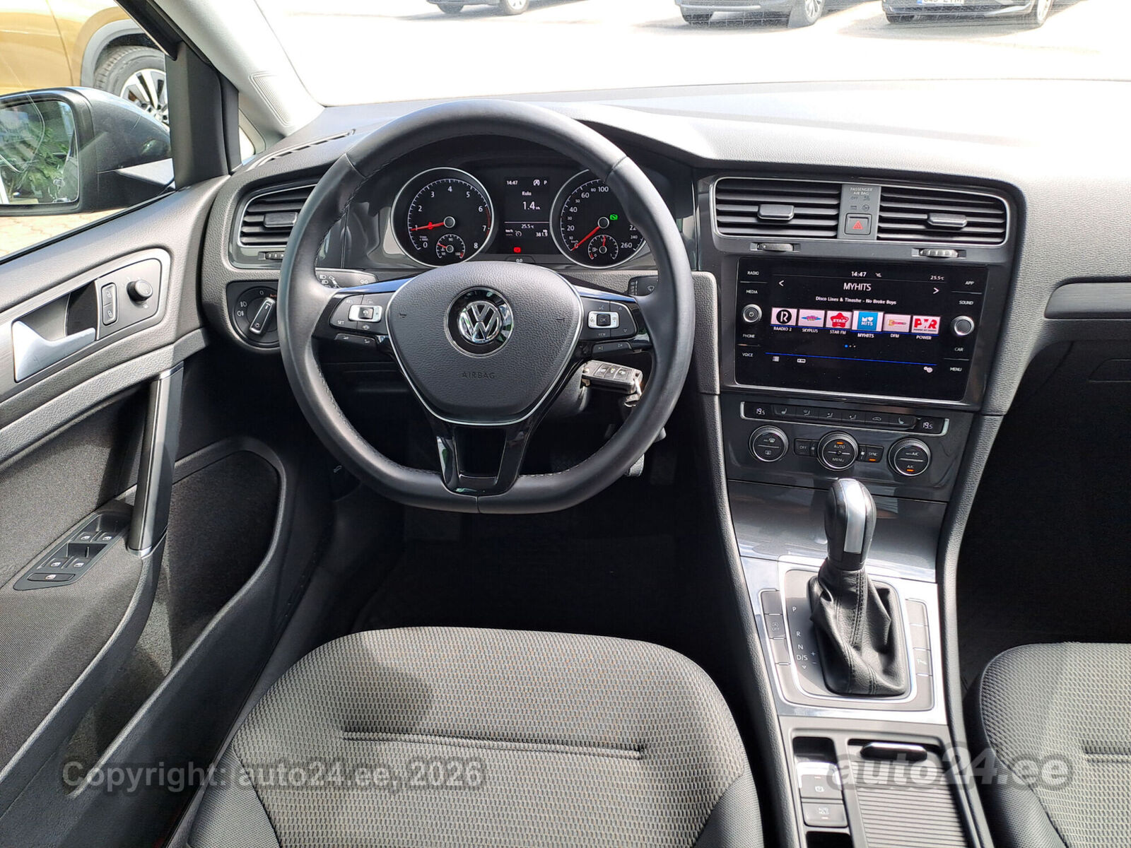 Volkswagen Golf 2020, photo 3/7