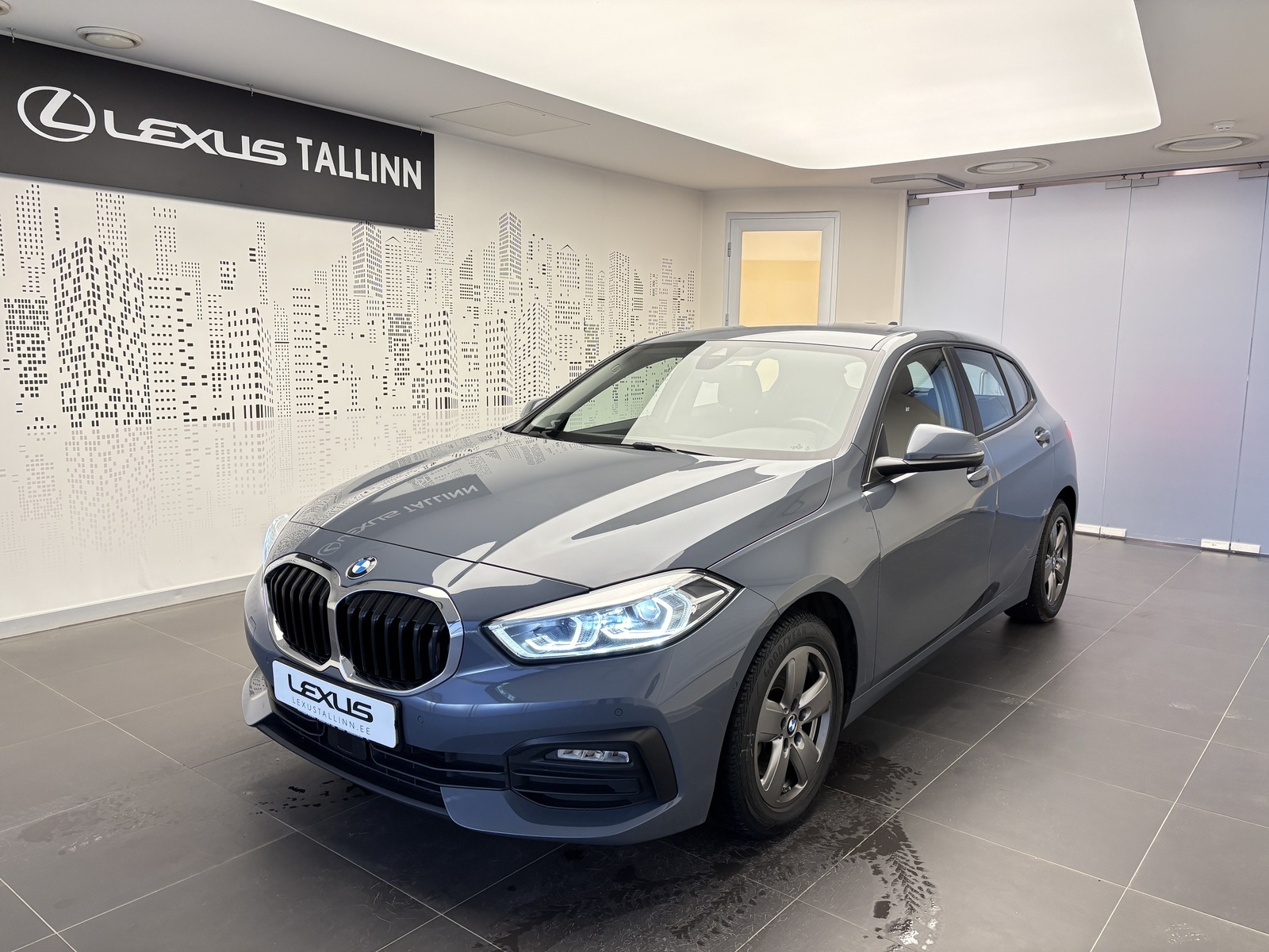 BMW 118