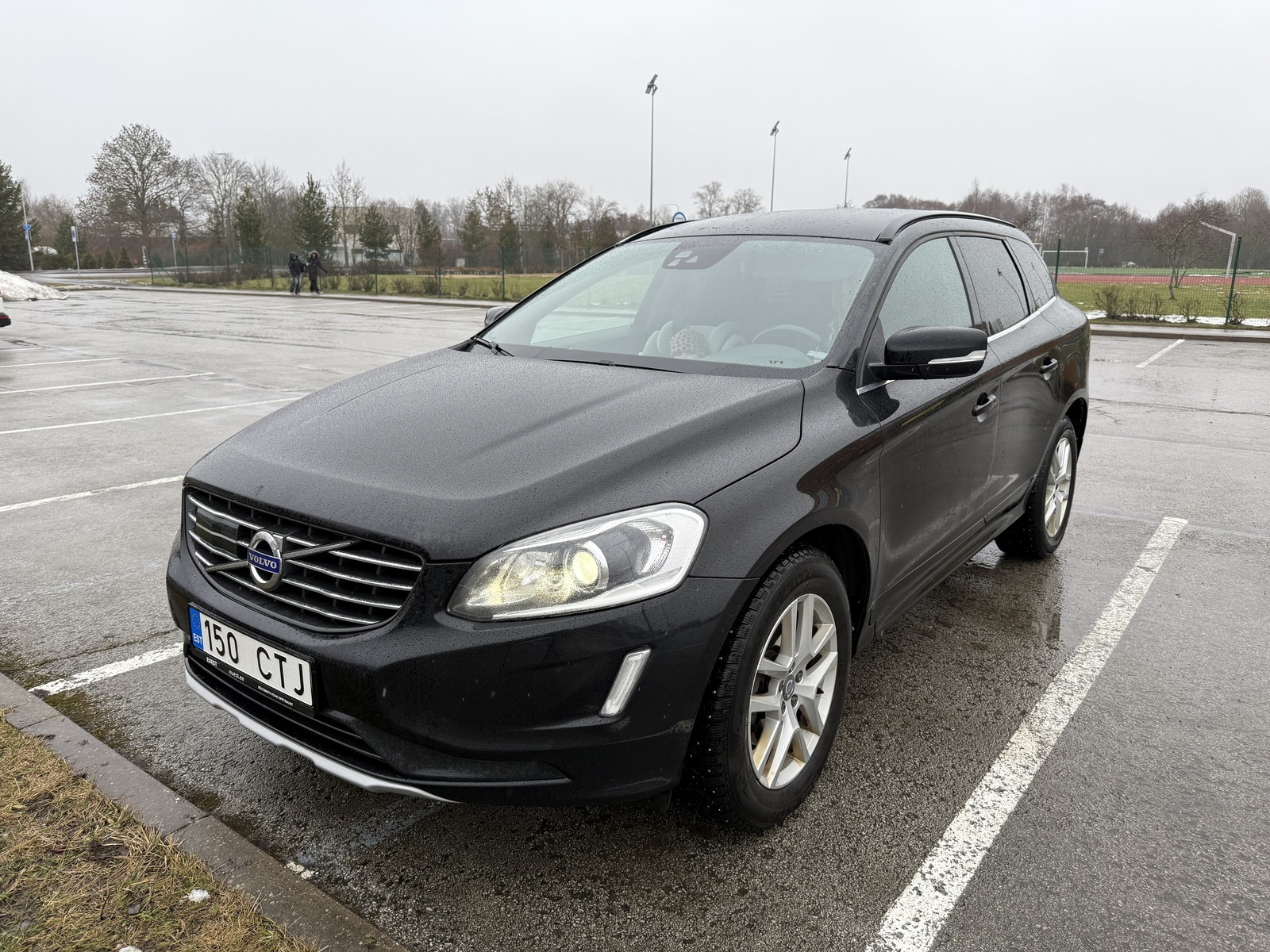 Volvo XC60 2017, photo 3/19