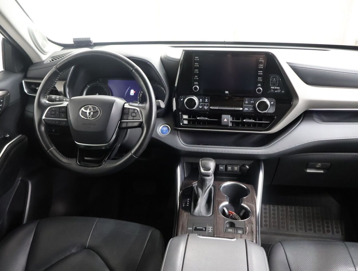 Toyota Highlander 2.5 140kW 2021, photo 7/14