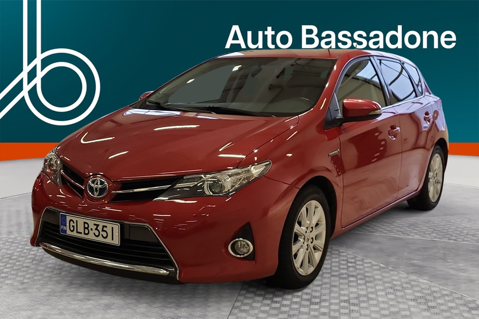 Toyota Auris, 2014, 1.8, 73 kW, hybrid (petrol/electric), automatic, front-wheel drive