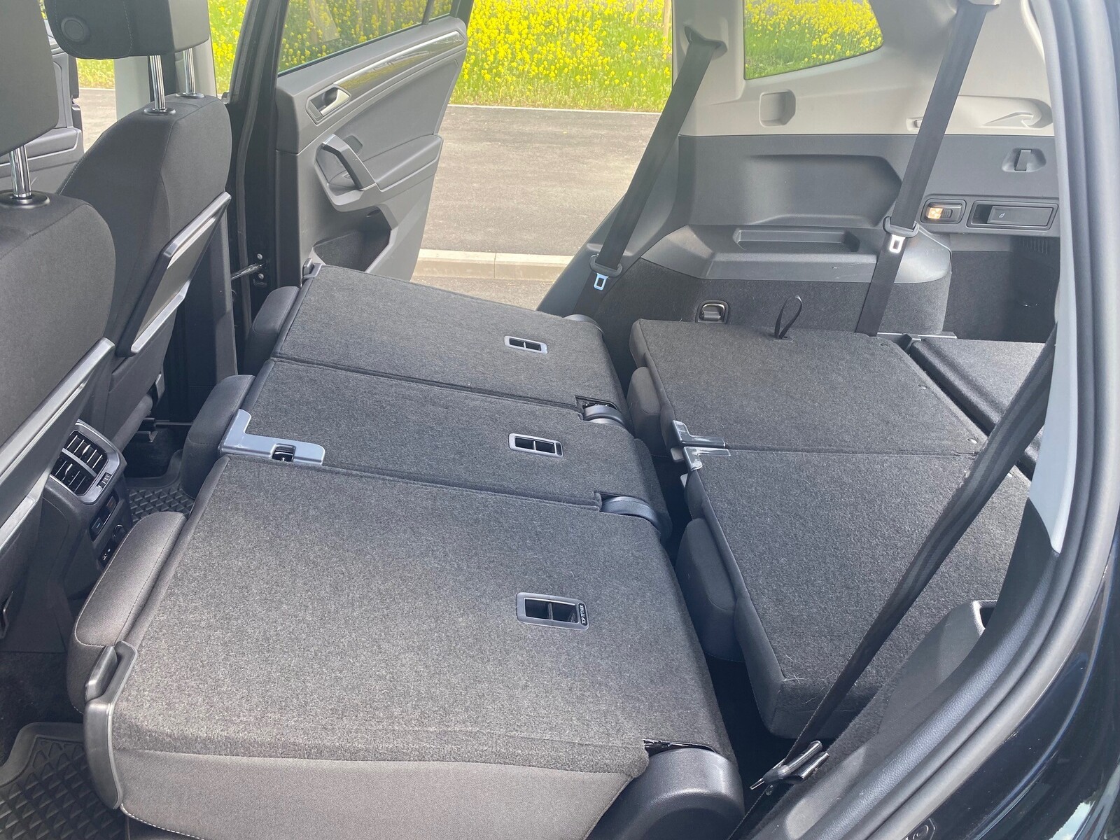 Volkswagen Tiguan 2021, photo 6/7
