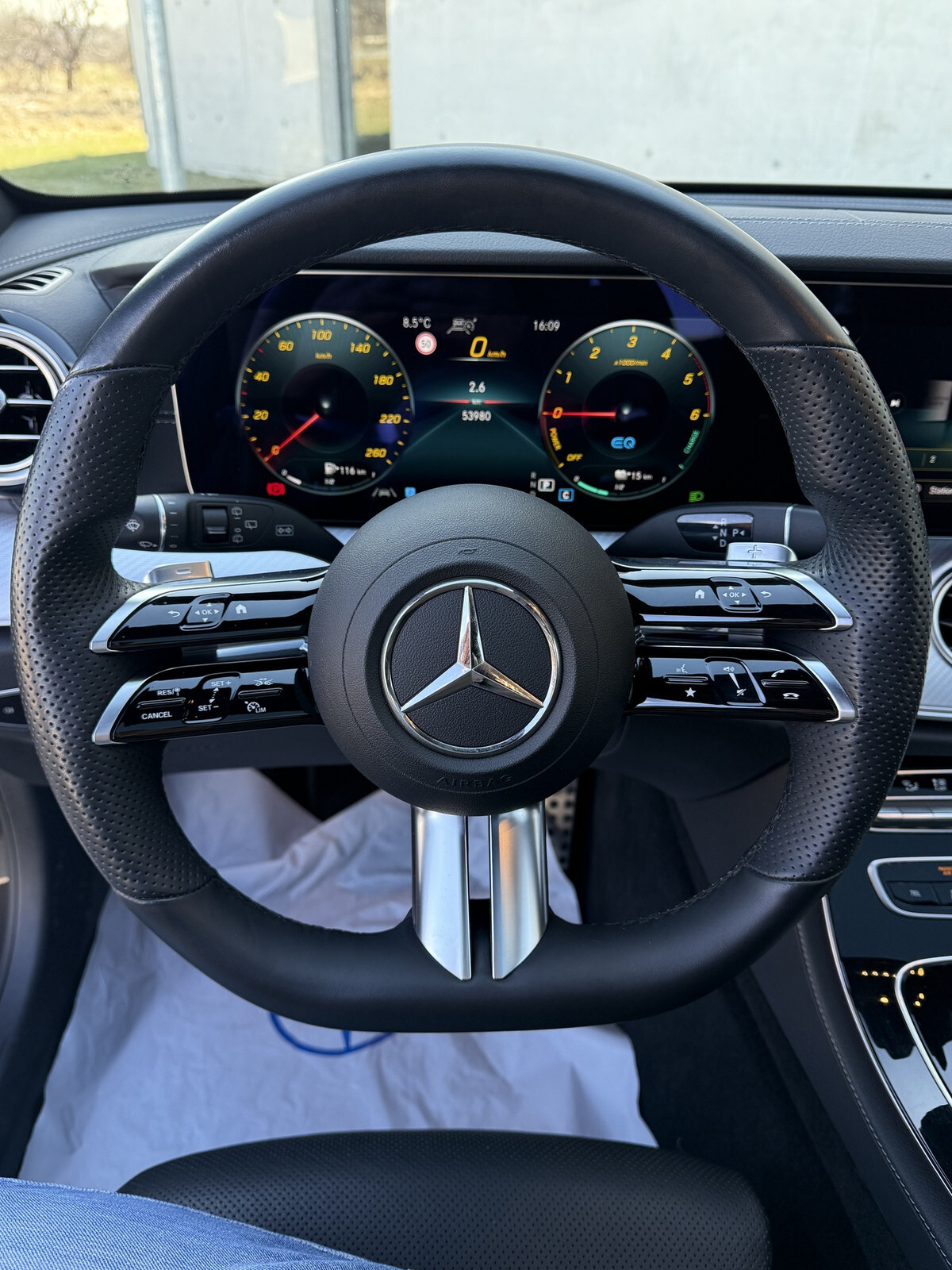 Mercedes-Benz E 300 2022, kuva 7/19