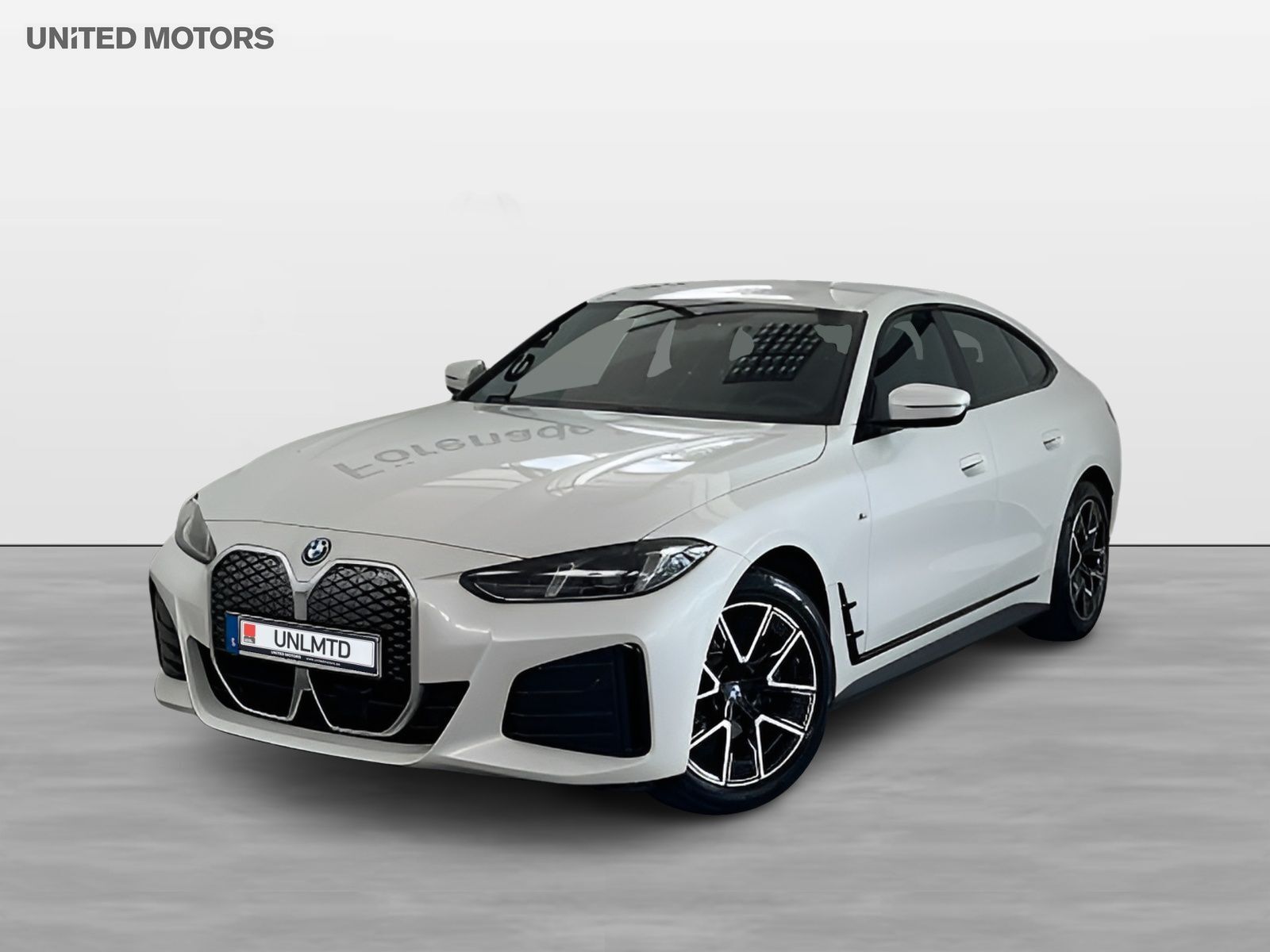 BMW i4