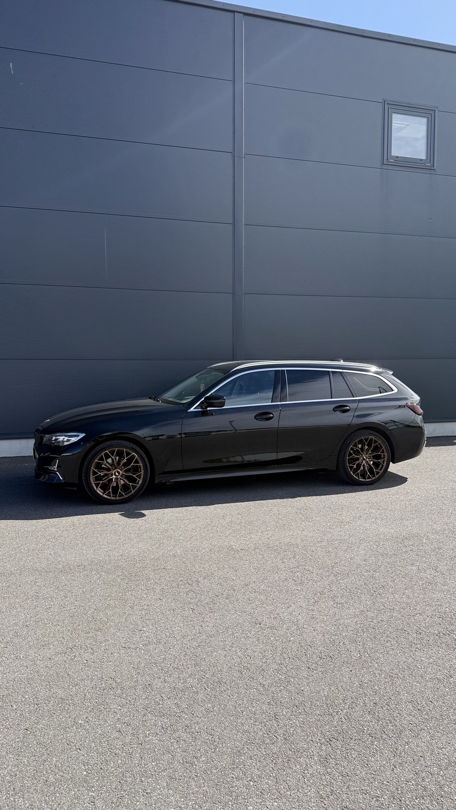 BMW 320 2020, photo 2/14