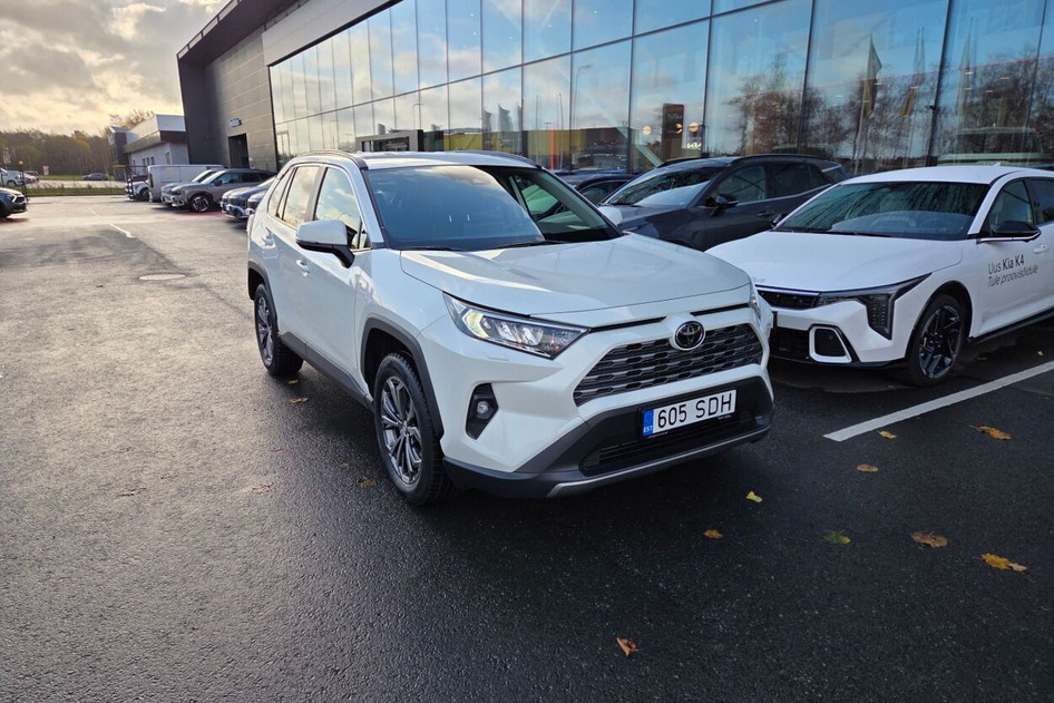 Toyota RAV4, 2022, 2.0, 129 kW, бензин, автомат, передний привод