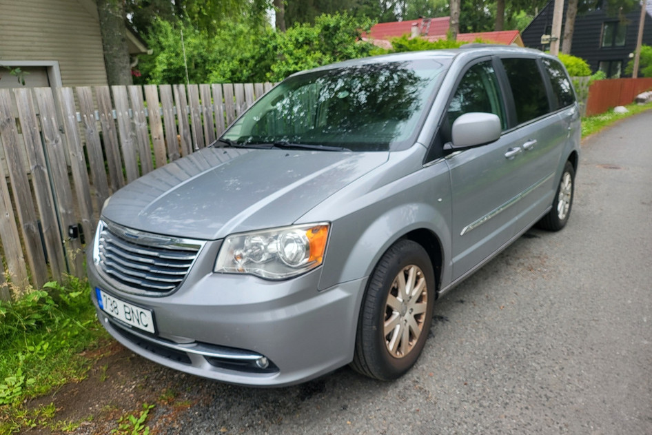 Chrysler Town & Country, 2014, 3.6, 208 kW, bensiin, automaat, esivedu