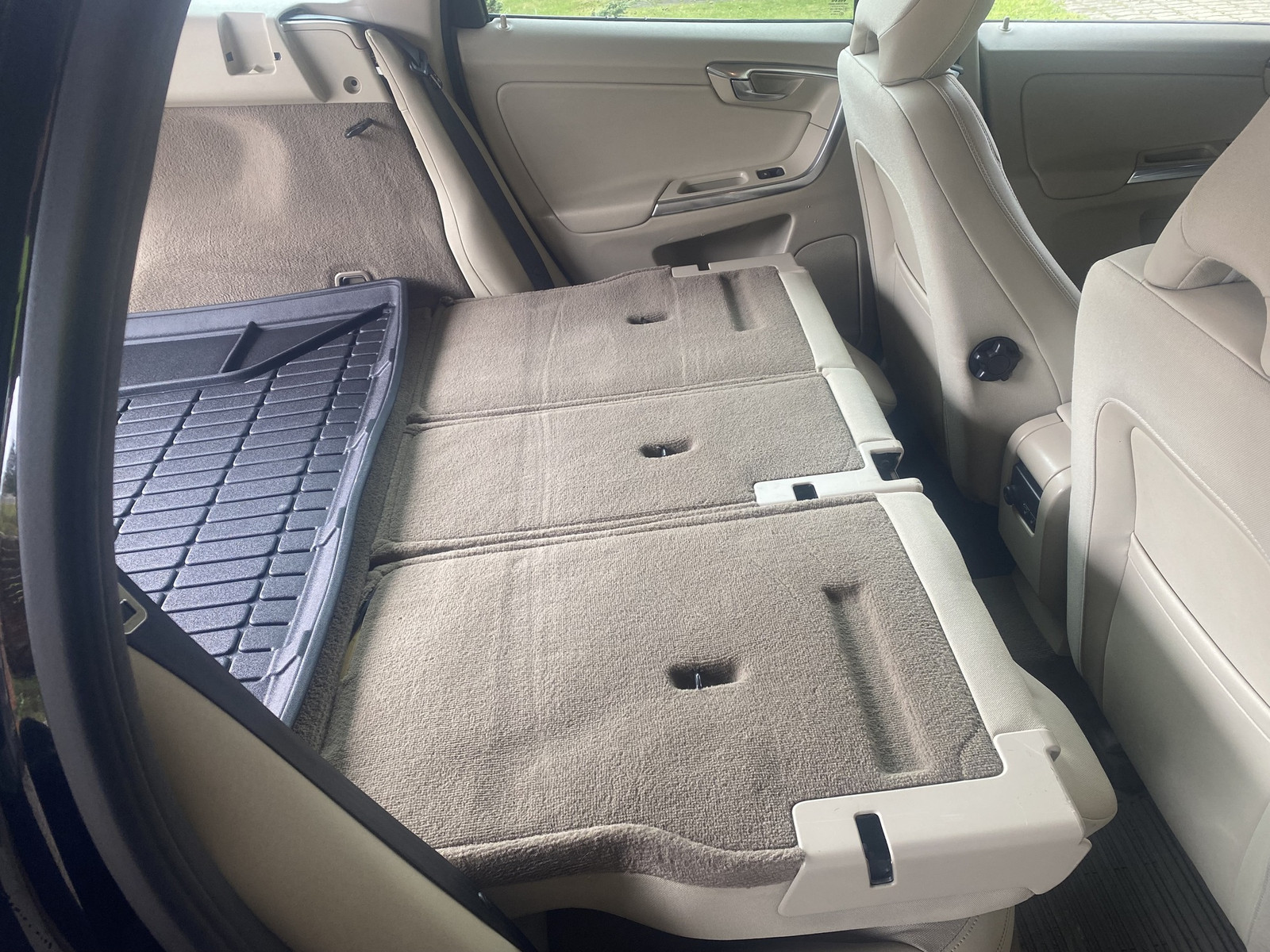 Volvo XC60 2012, photo 6/10