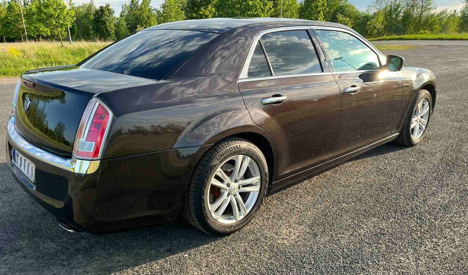 Lancia Thema 3.0 140kW 2013, kuva 6/22