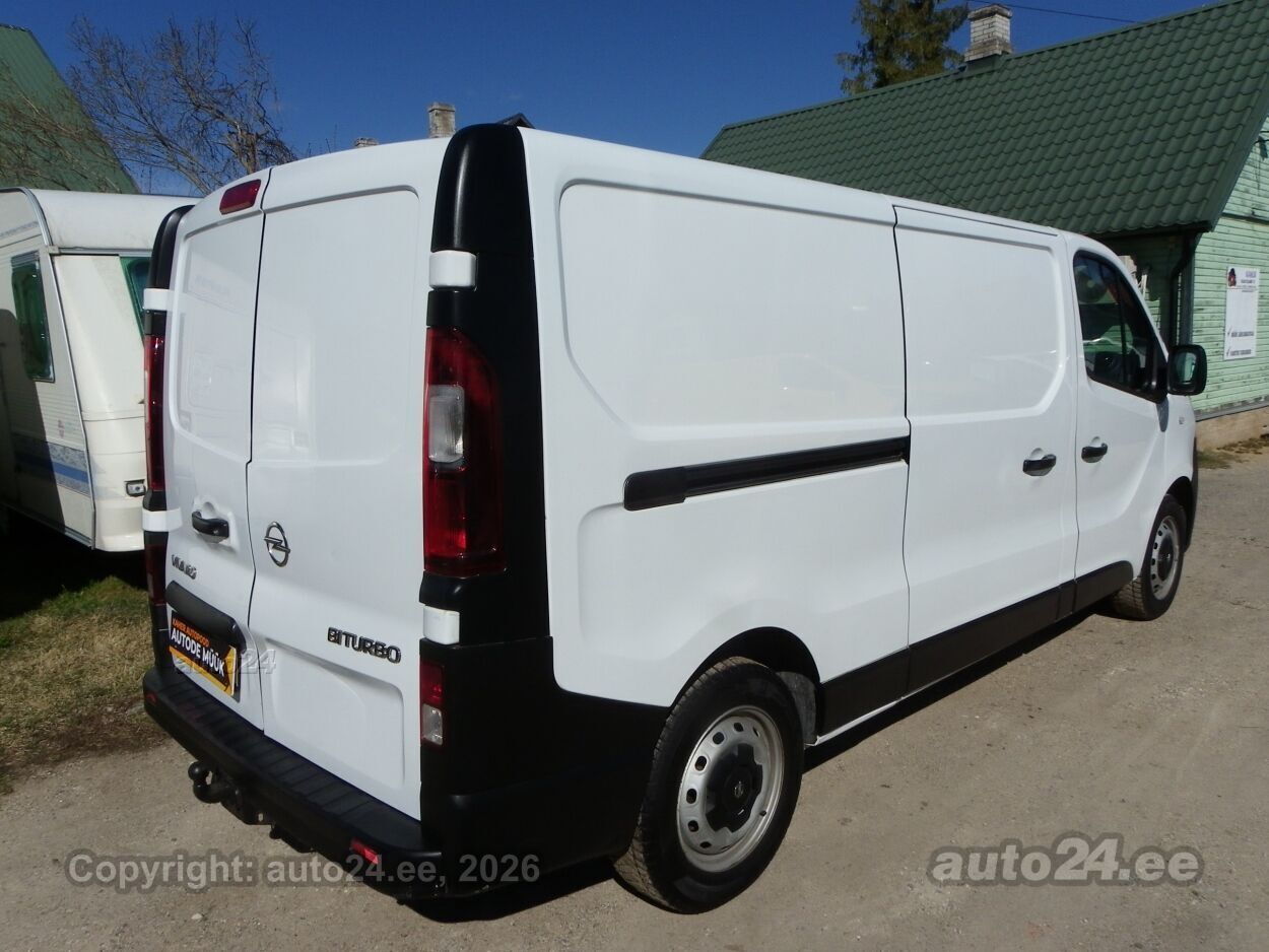 Opel Vivaro LONG 2015, kuva 5/15