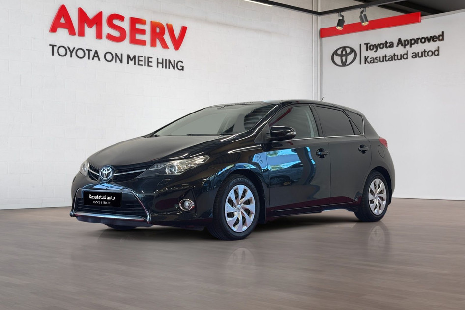 Toyota Auris, 2014, 1.6, 97 kW, бензин, автомат, передний привод