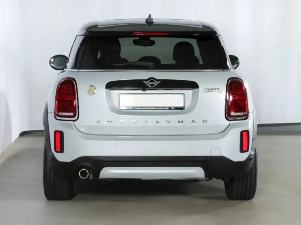 MINI Cooper SE Countryman 2021, photo 3/10