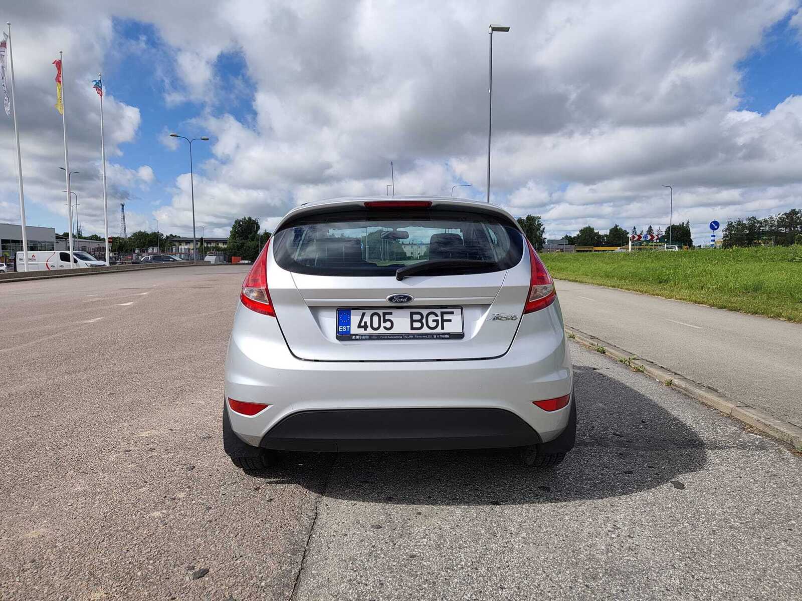 Ford Fiesta 2012, photo 4/9