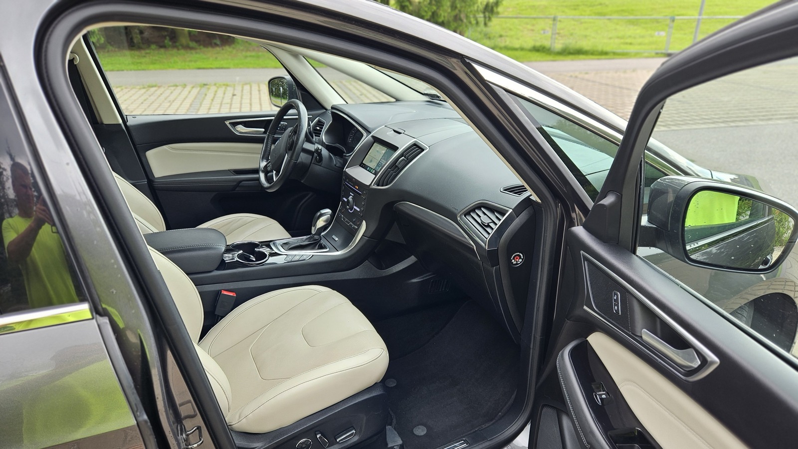 Ford S-Max 2017, photo 7/10