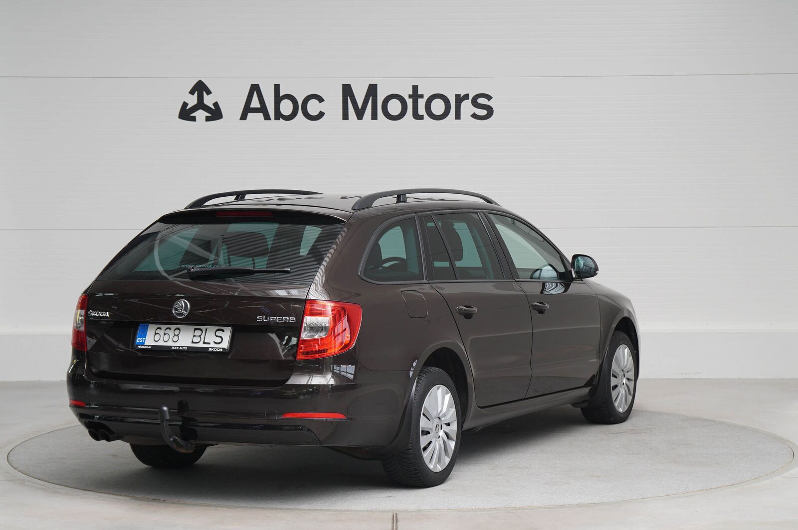 Škoda Superb 2014, kuva 4/10