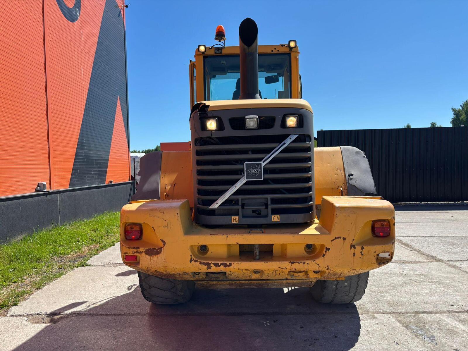 Volvo L 90 E 4x4, photo 7/26