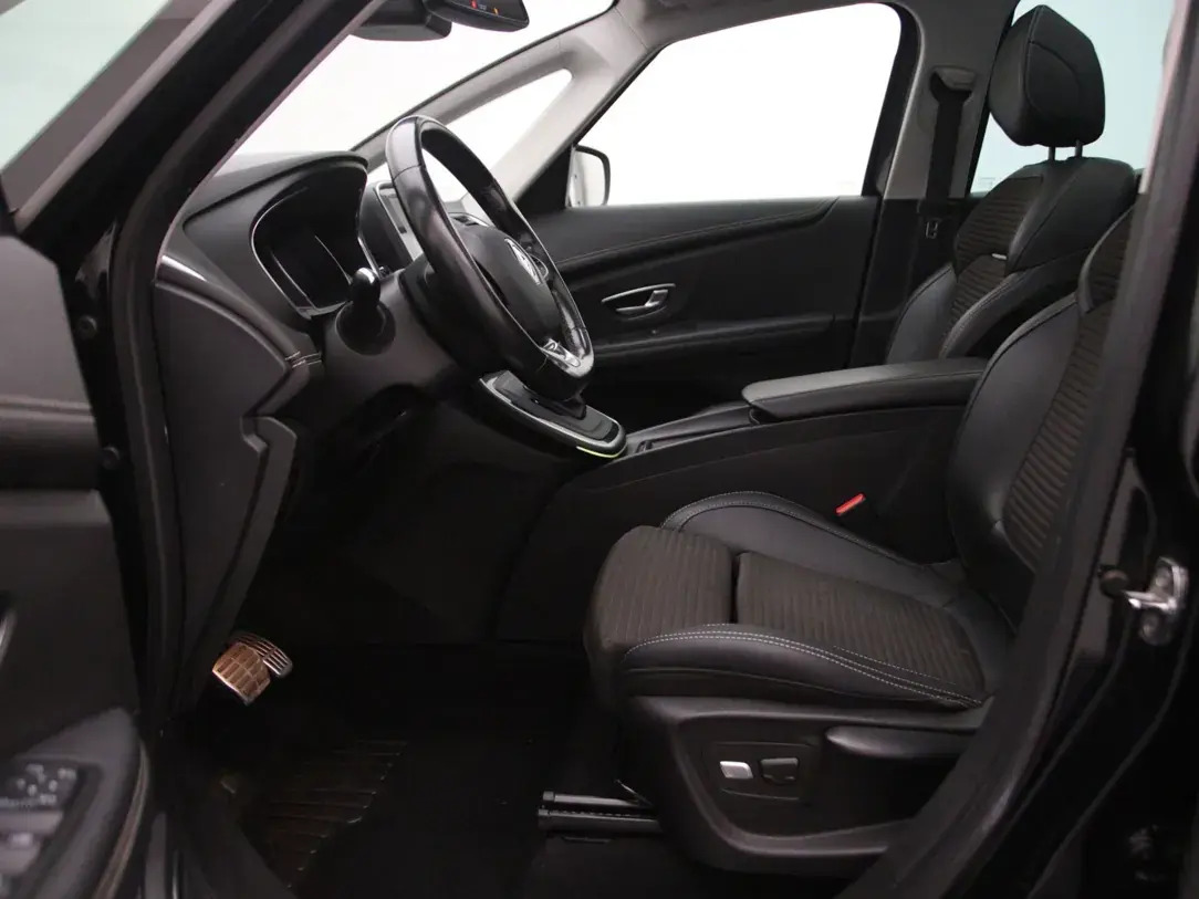 Renault Grand Scenic Bose 2018, photo 4/10