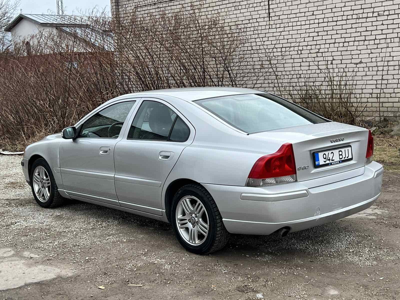 Volvo S60 2008, kuva 6/11