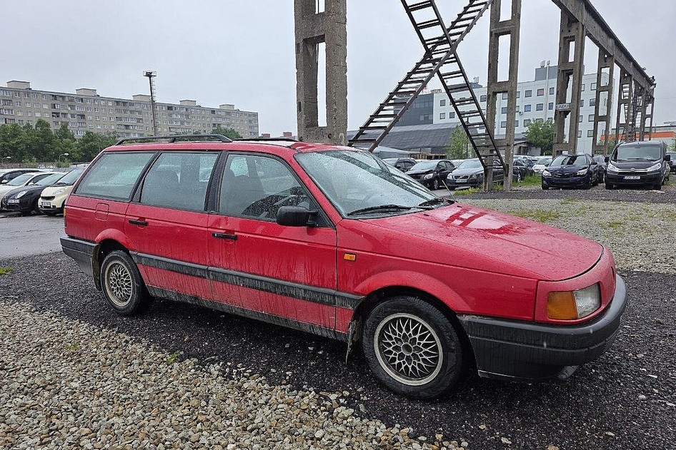 Volkswagen Passat, 1993, 1.8, 66 kW, bensiin