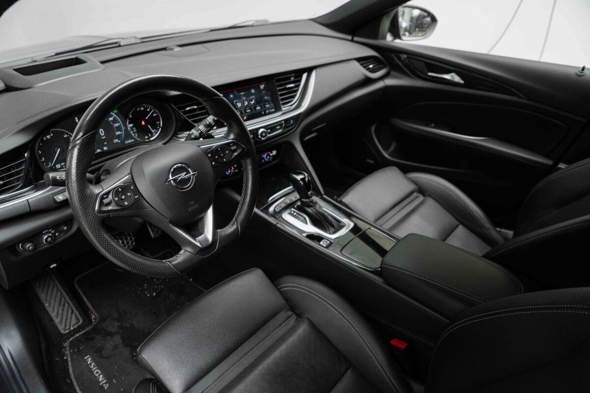 Opel Insignia 2021, kuva 7/17