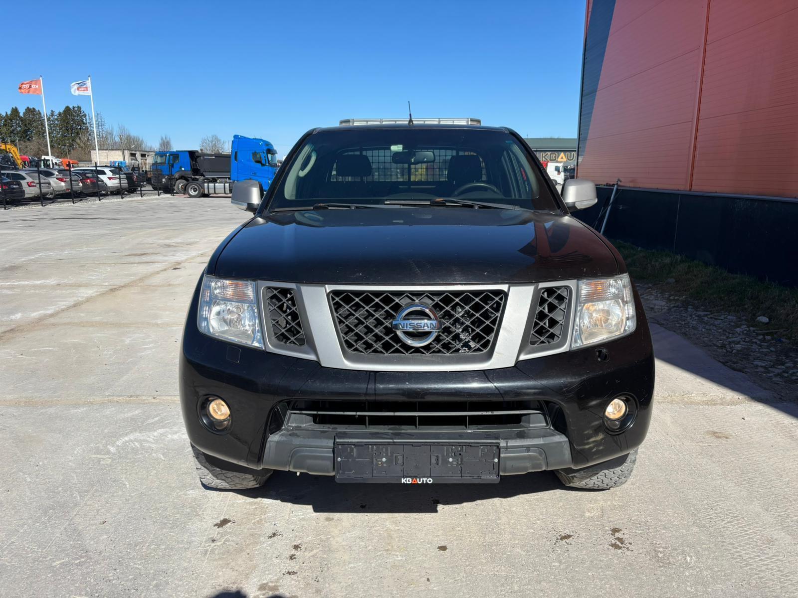 Nissan Navara 2014, photo 3/10