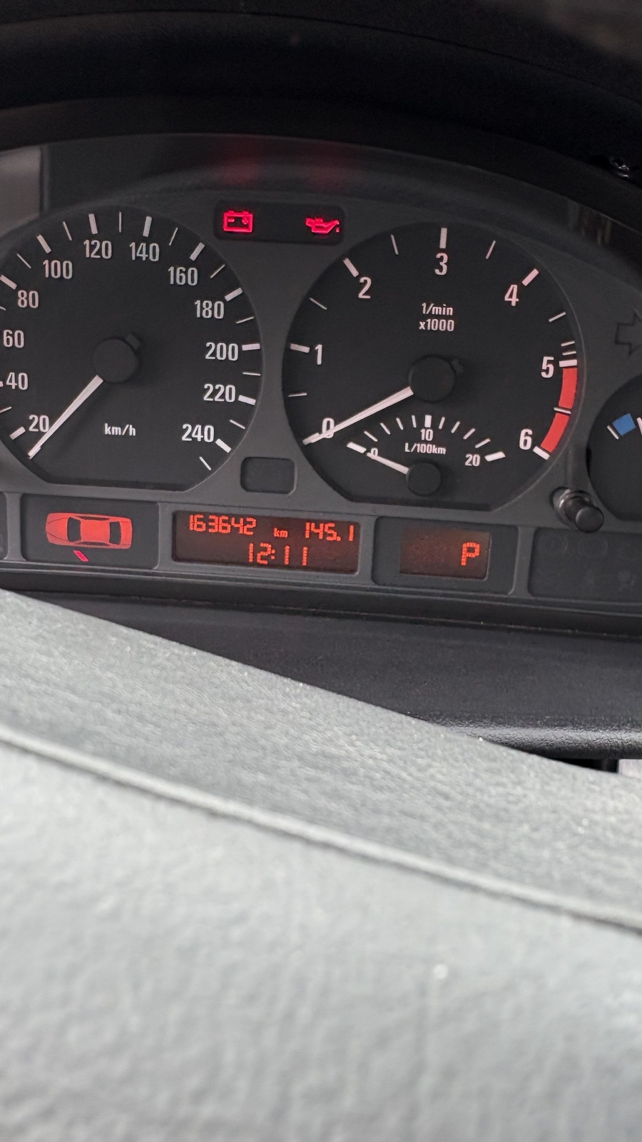 BMW 320 2004, photo 7/13