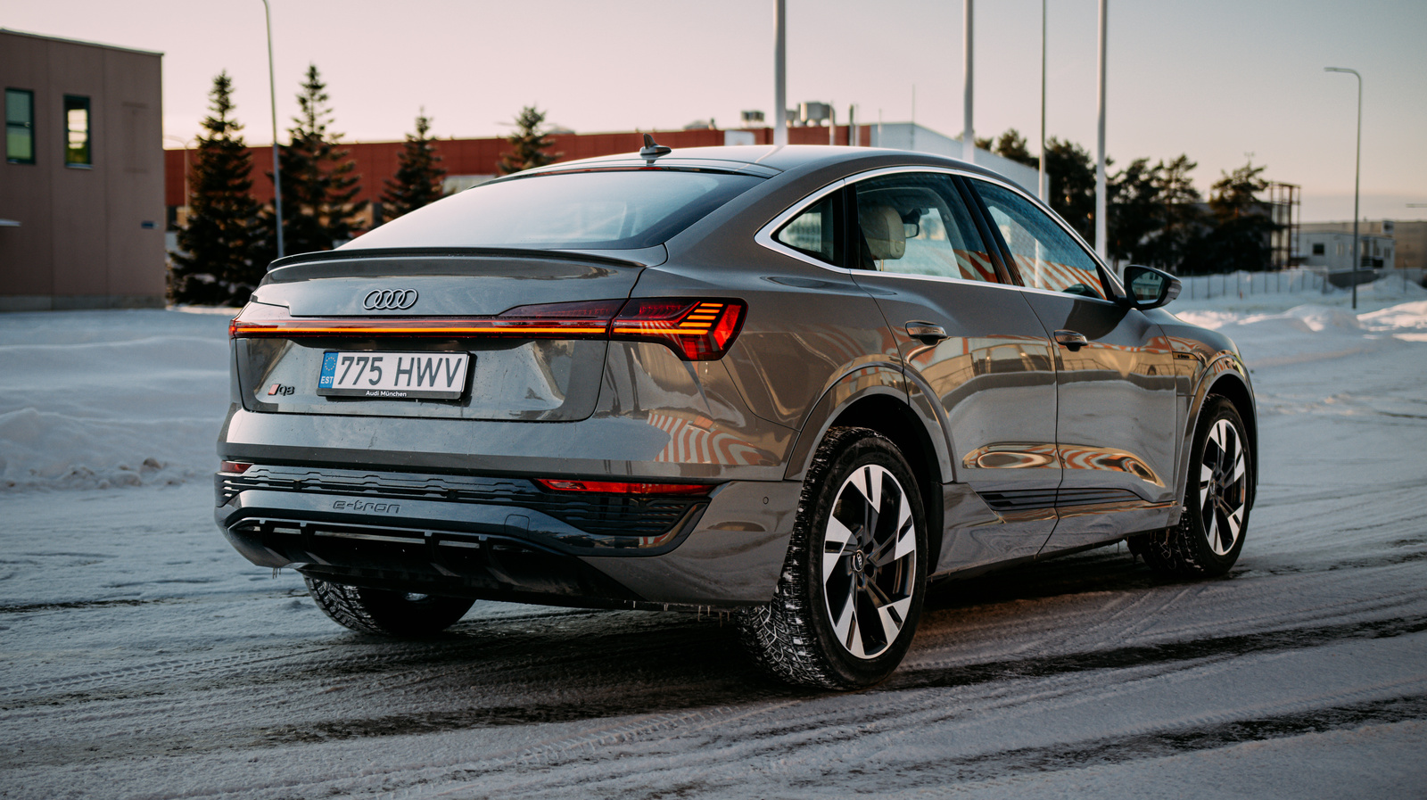 Audi Q8 2023, kuva 6/10