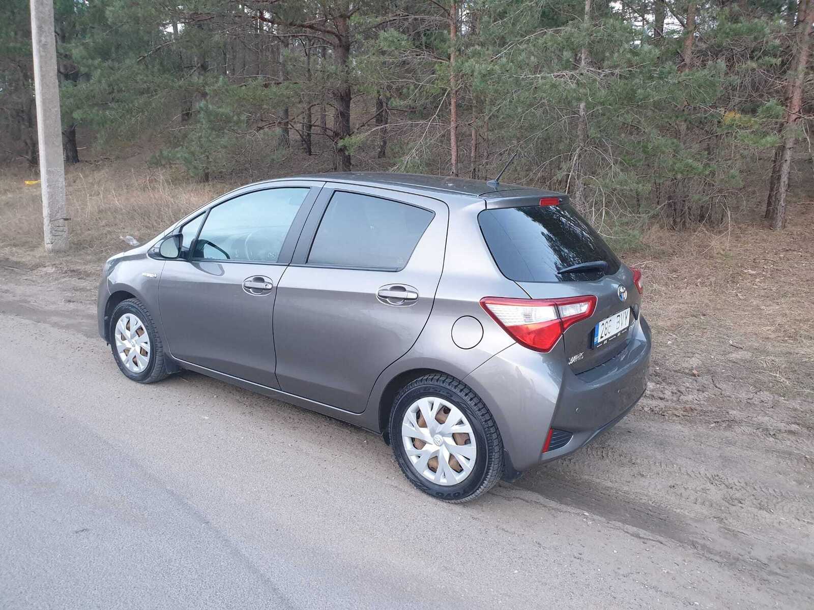 Toyota Yaris 2017, photo 5/15