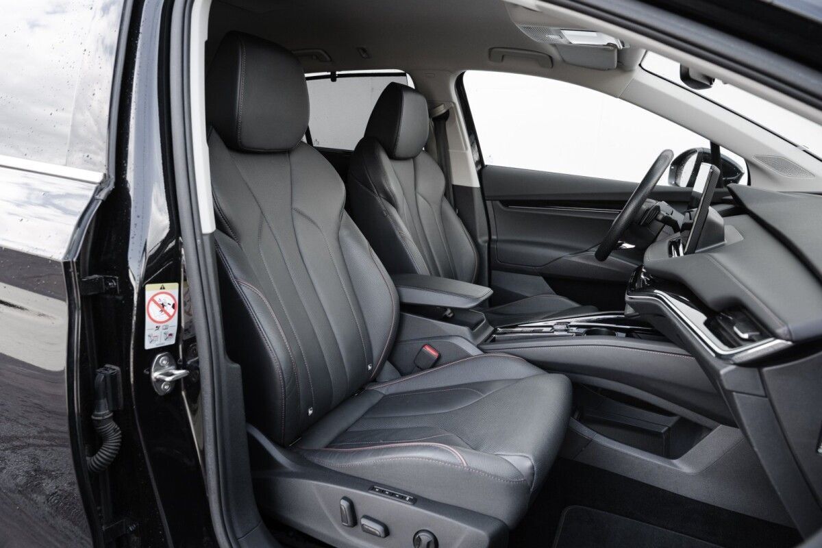 Škoda Enyaq 2023, photo 6/39