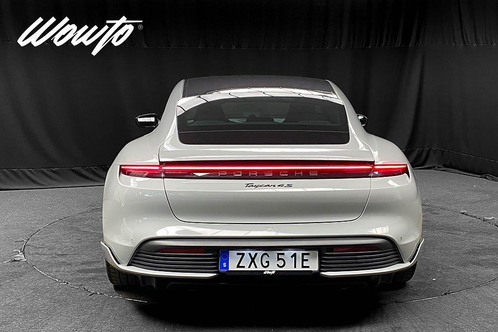 Porsche Taycan 2020, photo 5/22