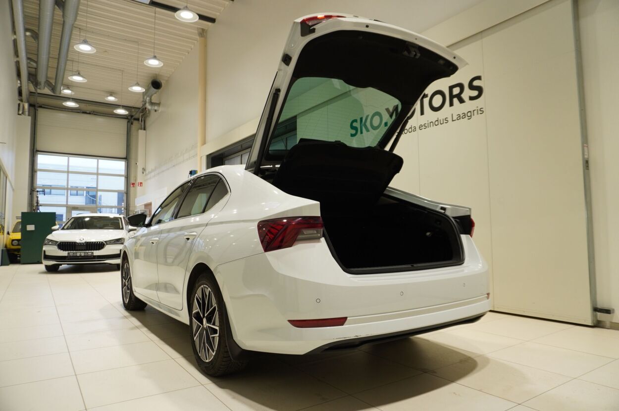 Škoda Octavia 2022, photo 6/19