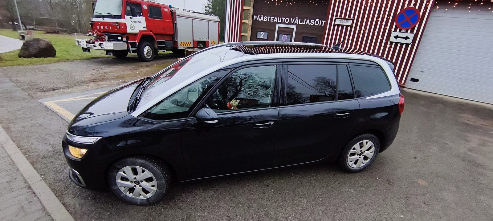 Citroën Grand C4 Picasso 2018, photo 6/20