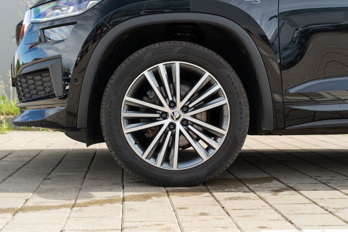 Škoda Kodiaq 2023, photo 3/10