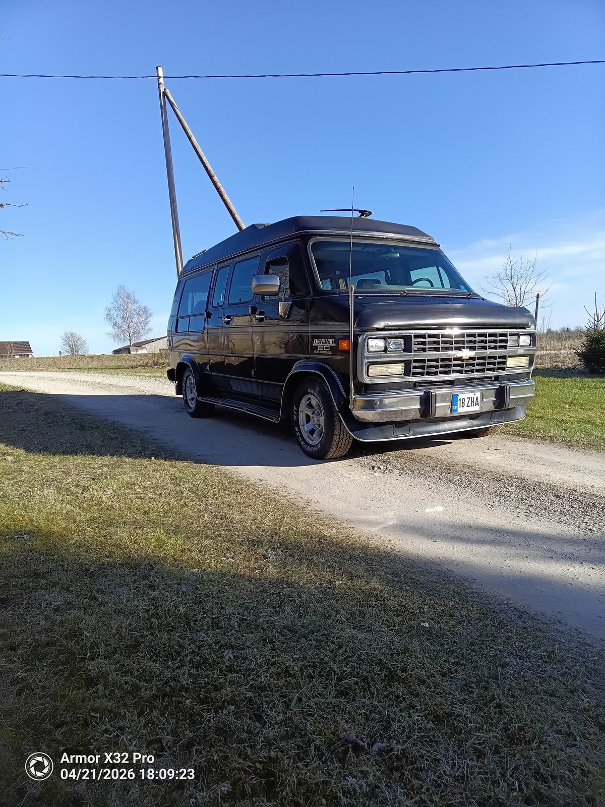 Chevrolet Chevy Van 1995, kuva 2/12