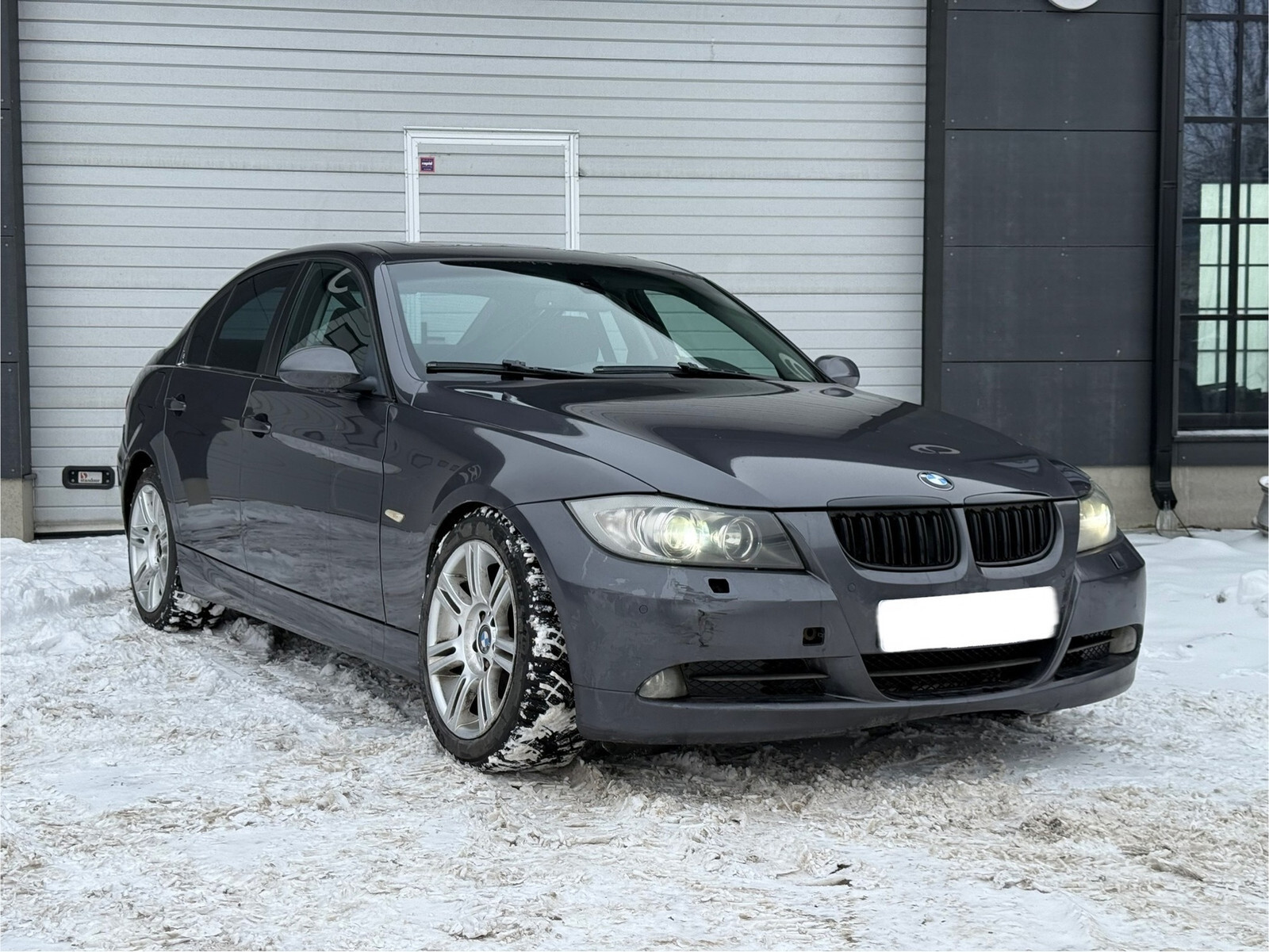 BMW 325 2005, photo 2/9